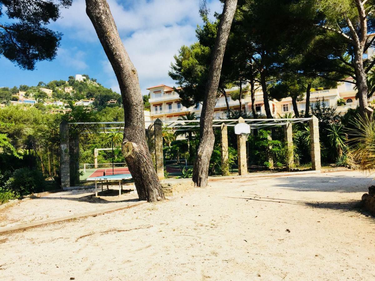 Studio 4 Personnes Avec Piscine, Tennis Leilighet Hyères Eksteriør bilde